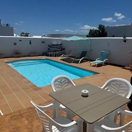 Casa Daniela بيت للعطل Tahiche