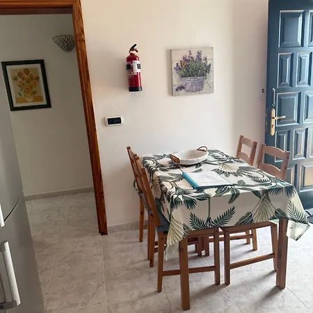 بيت للعطل Casa Daniela *